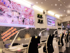 Cologne Nails