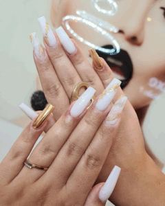 Deluxe Nails & Spa