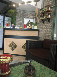 Der Firmenname lautet Lanna Deutz Thai Massage