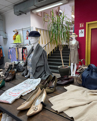 Humana Secondhand & Vintage